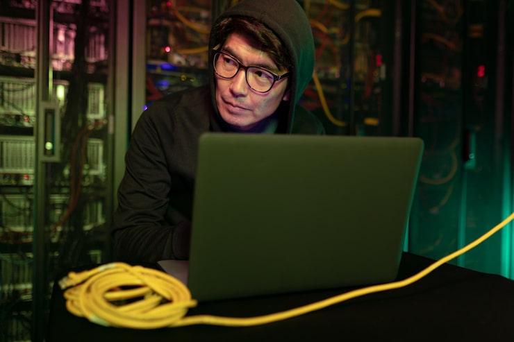 The Hidden Layer of the Internet